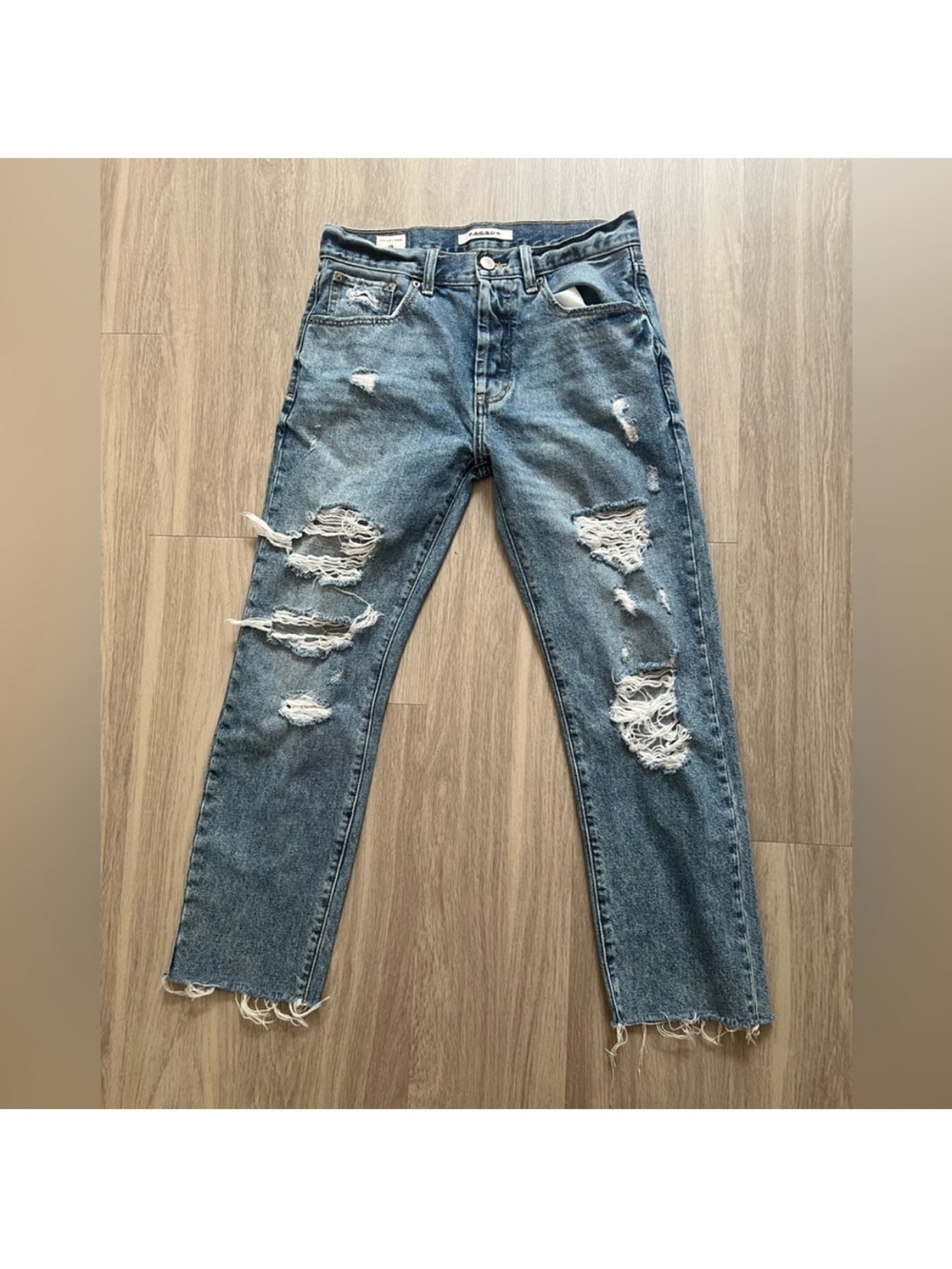 PacSun Vintage Loose Jeans Women’s Size 29 Light Wash Distressed Straight Leg